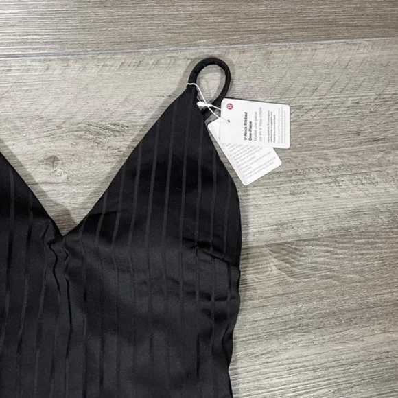 Lululemon V-Neck Ribbed One-Piece Swimsuit Black Small - Picture 9 of 10